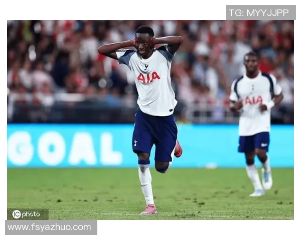 波尔图友谊赛大胜热刺3-0赛场惊现历史冷门引发热议